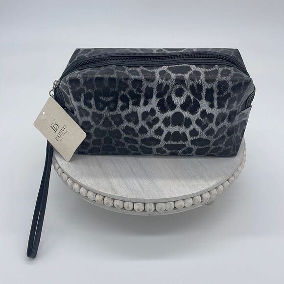 Handbags - Make your MARK GRAY LEOPARD WRISTLET POUCH